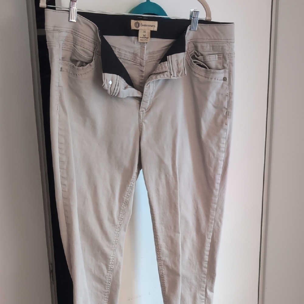 Democracy Light Tan Skinny Jeans